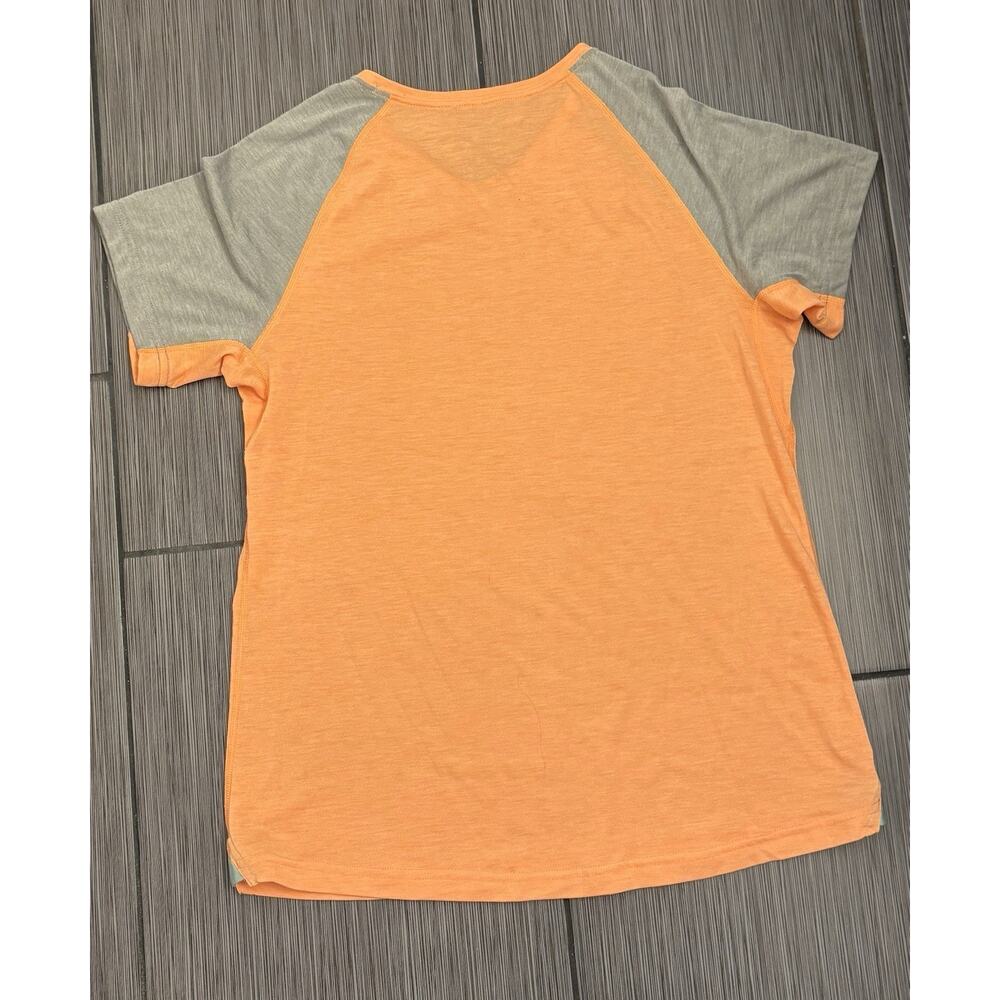 Patagonia Nine Trails Women’s Orange Short Sleeve V-Neck T-shirt Size Medium - Picture 4 of 4
